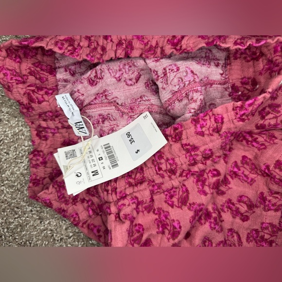Zara Pink Floral Textured Shorts - Picture 5 of 7